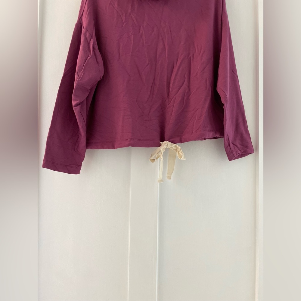 TORRID Dream Fleece Cowl Neck Lounge Sweatshirt in Violet Quartz Size 0 | Large - Picture 9 of 12